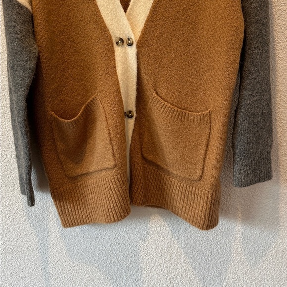 Madewell - Colorblock Cardigan Sweater - Picture 3 of 5